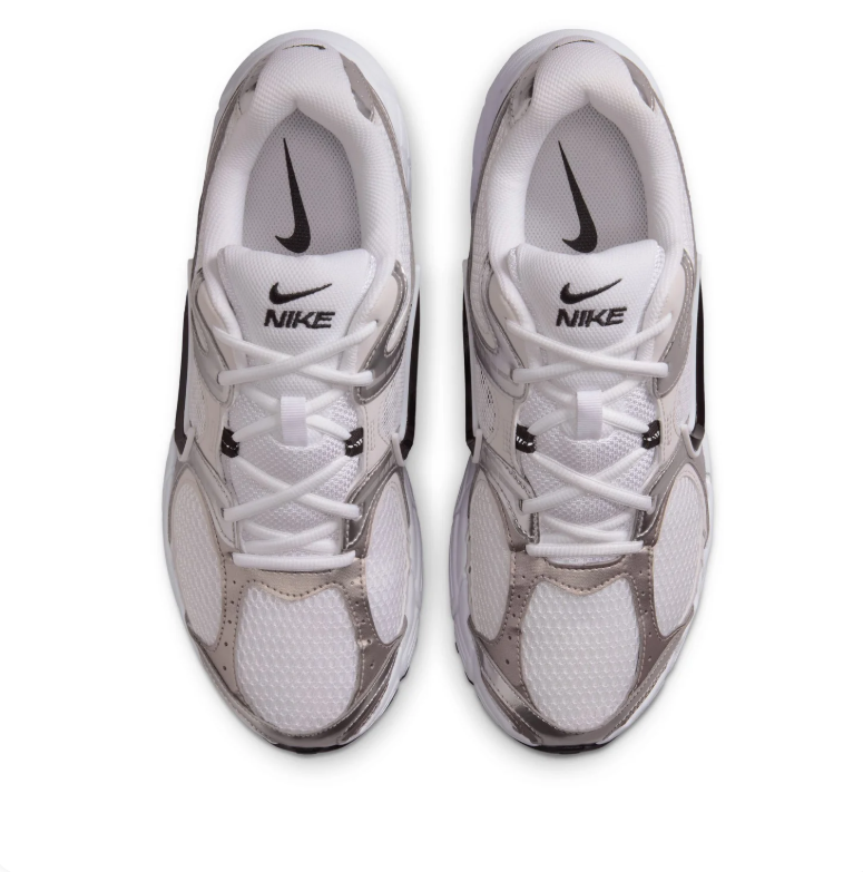 Nike Initiator – White / Metallic Silver / Black