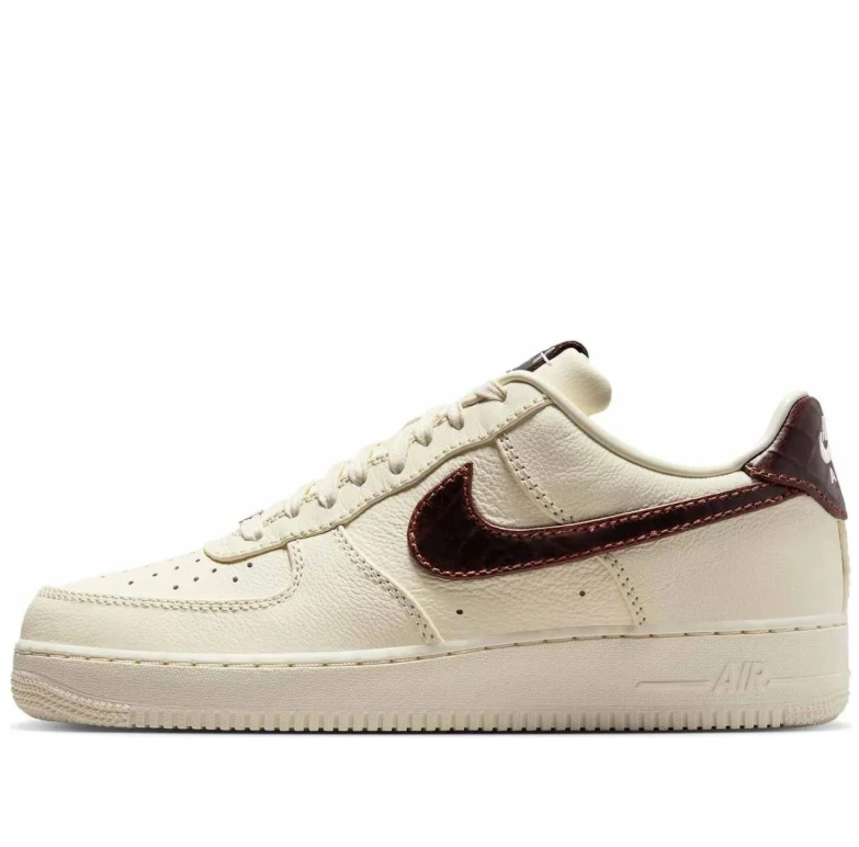 Nike Air Force 1 Low – Coconut Milk / Baroque Brown